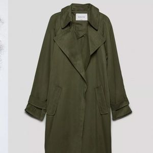 Aritzia Babaton Lawson trench (xs)